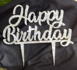 decoración de la tarta happy birthday plata glitter