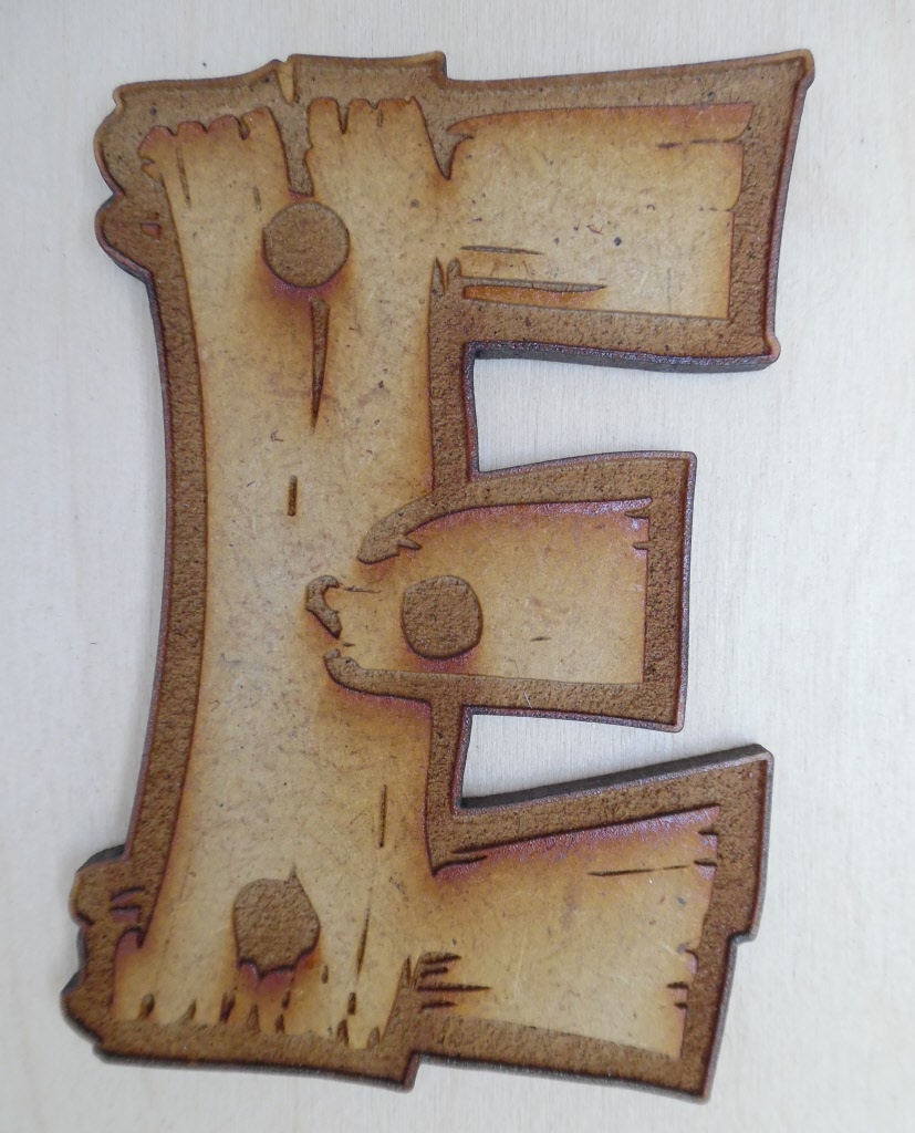 letras del alfabeto de madera de estilo rústico. Para las